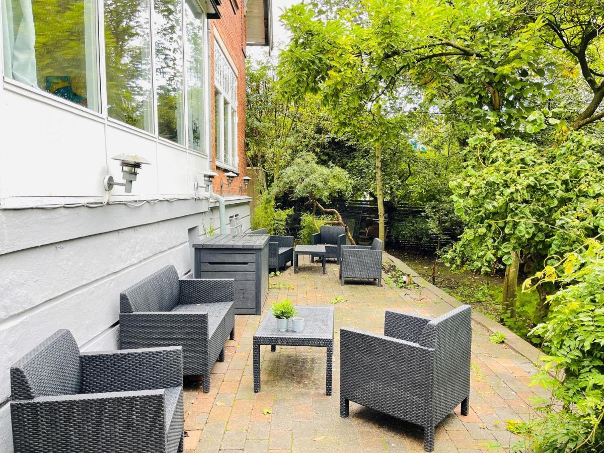 Aday - Aalborg Mansion - Big Apartment With Garden Екстер'єр фото