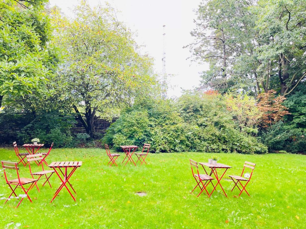 Aday - Aalborg Mansion - Big Apartment With Garden Екстер'єр фото